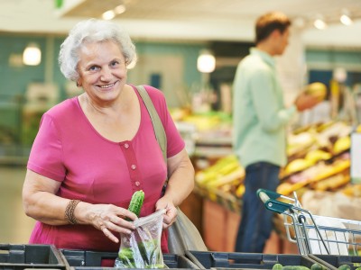 bigstock-woman-during-shopping-at-fruit-50241533
